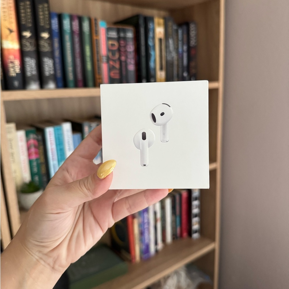 BRAND NEW AirPods 4 with active noise cancellation